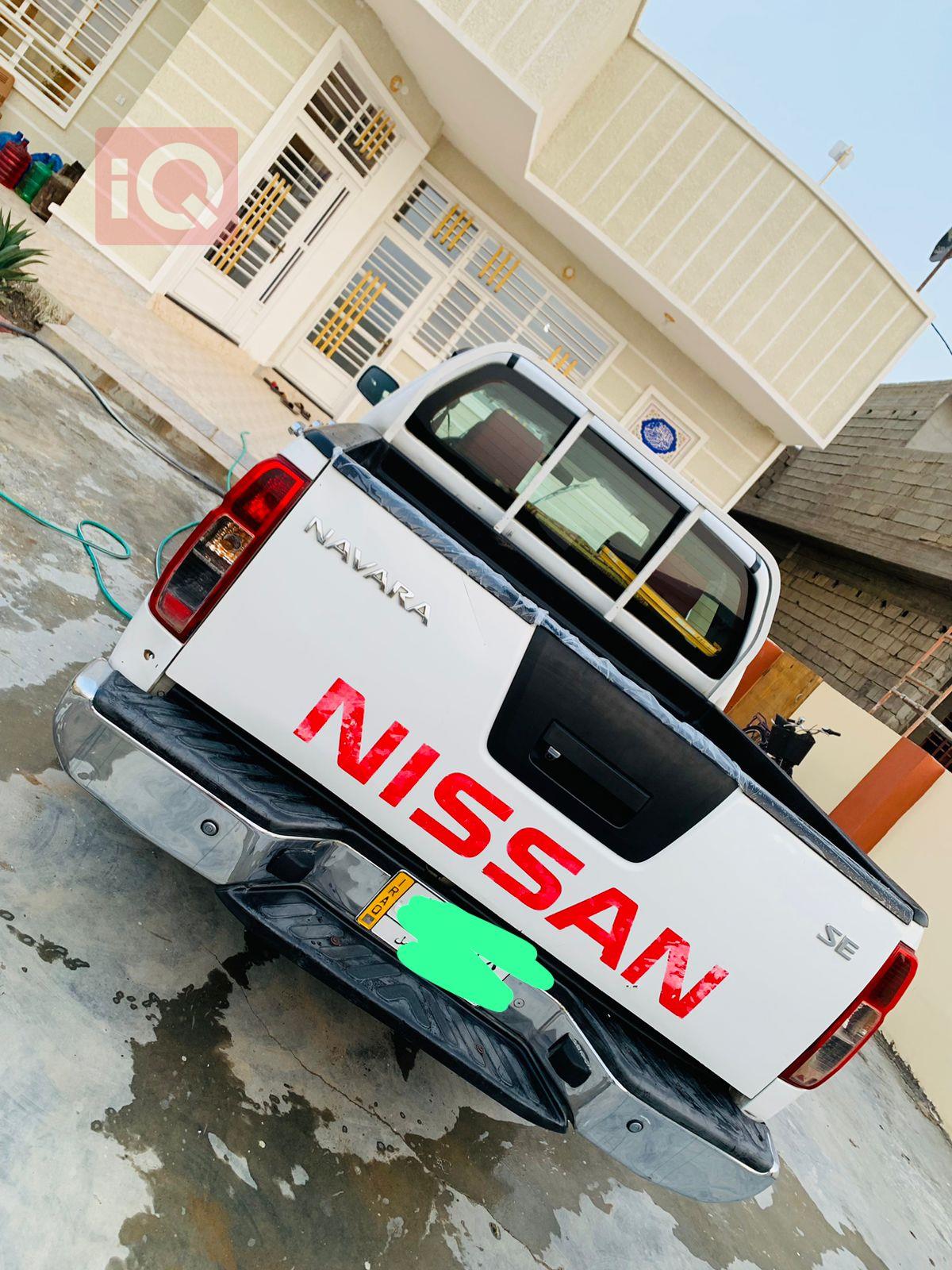 نیسان نەڤارا